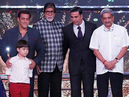 মনোহর পার্রিকরকে নিয়ে স্মৃতিচারণায় অমিতাভ! বলিউড জানাল শ্রদ্ধার্ঘ