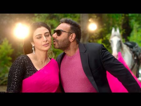 নিজের বয়সের অর্ধেক বয়সী মহিলার সঙ্গে প্রেম! পরিণতি দেখে নিন ভিডিওতে