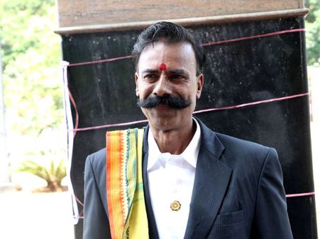 ৩০ বছরে খসেছে ৩০ লক্ষ টাকা, তবু অদম্য 'ইলেকশন কিং'! জিতেই ভোটে নামছেন রাহুলের বিরুদ্ধে