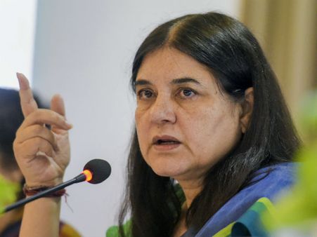 মানেকার 'সওদাবাজির' হুঁশিয়ারি মুসলমান ভোটারদের ! চরম বিতর্কে বিজেপি সাংসদ