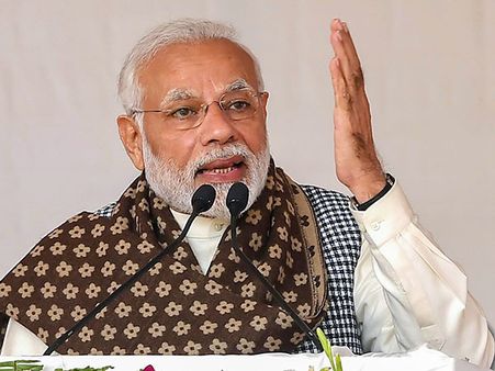 প্রধানমন্ত্রী মোদীকে নিয়ে মিমের ছড়াছড়ি সোশ্যাল মিডিয়ায়, দেখুন কী ঘটনা