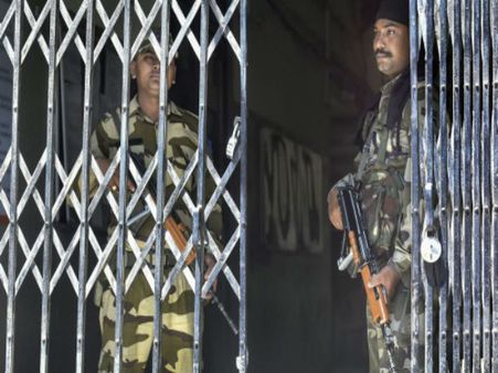 ভোট গণনা কেন্দ্রের বাইরে ১৪৪ ধারা জারি করল কলকাতা পুলিশ! ১০০ মিটারের মধ্যে জমায়েতে নিষেধাজ্ঞা