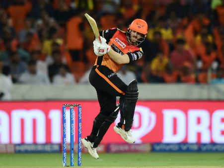 আইপিএলে সেরা ব্যাটসম্যান-বোলার কে, এক নজরে দেখে নিন