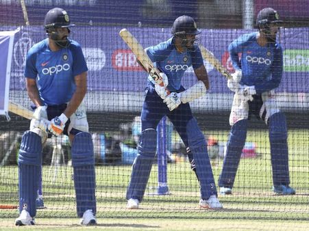 ফের চোটের কবলে আরও এক ভারতীয় ক্রিকেটার, আশঙ্কায় টিম ইন্ডিয়া