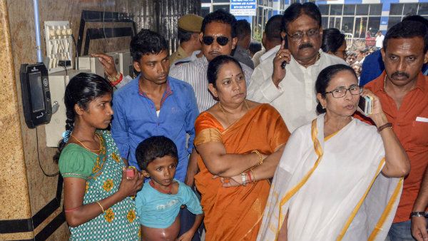 এনআরএস কাণ্ড: এর মধ্যে মমতার সঙ্গে সমাজের এলিট শ্রেণীর একটি 'ক্লাস ওয়ার' চোখে পড়ছে