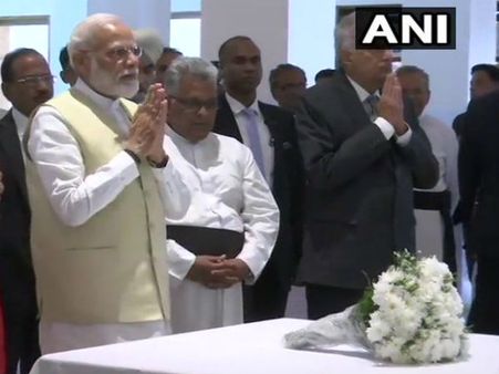 শ্রীলঙ্কায় জঙ্গিহানায় ক্ষতিগ্রস্ত চার্চে মোদী, কলম্বোয় একঝাঁক কর্মসূচি প্রধানমন্ত্রীর