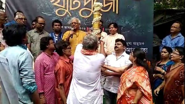 এবারে চমক থাকছে ৬৪ পল্লির পুজোয়! খুঁটি পুজো দিয়ে সূচনা শারদোৎসবের