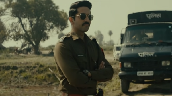 'আর্টিকলফিফটিন' জ্বলন্ত সময়ের একটি দলিল আড়াই ঘন্টায় ভালো পরিবেশন করেছেন পরিচালক অনুভব সিনহা