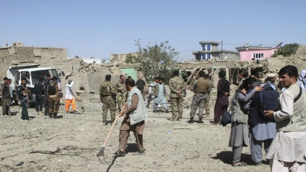 পাকিস্তানের বড় কূটনৈতিক জয়: আফগান শান্তি প্রসঙ্গে ইসলামাবাদকে অভ্যর্থনা জানাল আমেরিকা, চিন ও রাশিয়া