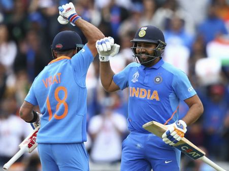 আর ১৮ রান করলেই সচিন-সৌরভের পর স্থান পাবেন বিরাট-রোহিত