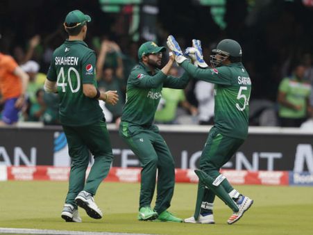 বাংলাদেশের বিরুদ্ধে ৫০০ রান তুলবে পাকিস্তান, দাবি সরফরাজের