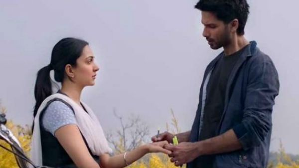 'প্রেমিকাকে যখন ইচ্ছে থাপ্পড় না মারলে আবেগ থাকে না '! বিতর্কে 'কবীর সিং'-এর পরিচালক