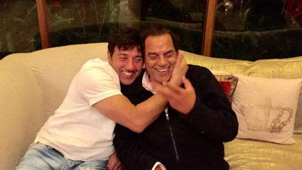 পাকিস্তানির কাছে বিক্রি হয়ে যাওয়া মহিলাকে উদ্ধার সানির! ঘটনা শুনে ধর্মেন্দ্রর প্রতিক্রিয়া কী