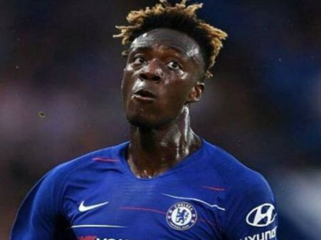 জাপান ফ্রেন্ডলিতে চেলসির কাছে ২-১ গোলে বার্সেলোনার হার