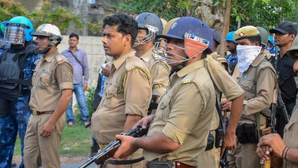 যোগীর রাজ্যে ইমামকে জোর করে জয় শ্রীরাম বলানোর চেষ্টা, গ্রেফতার ১২