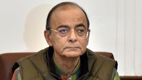 অরুণ জেটলিকে মৃত দেখিয়ে ইনস্টাগ্রাম পোস্ট! বিতর্কে বলিউড অভিনেত্রী