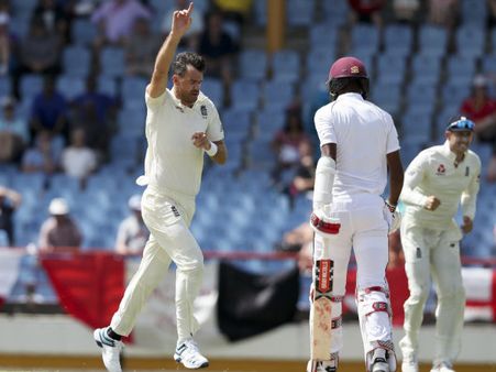 অ্যাসেজ ২০১৯: চোটের কারণে ছিটকে গেলেন তারকা ক্রিকেটার