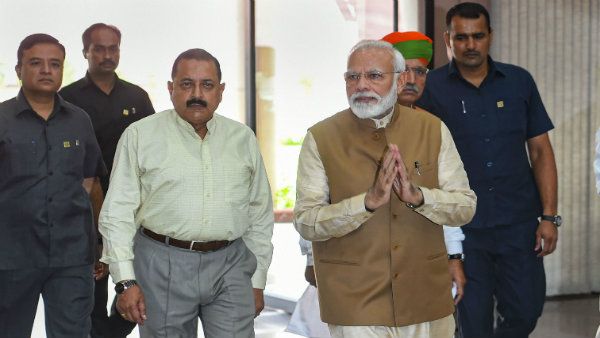 সময় এসেছে অধিকৃত কাশ্মীরকে পাকিস্তানের হাত থেকে ছিনিয়ে ভারতে সংযুক্ত করার, ডাক কেন্দ্রীয় মন্ত্রীর