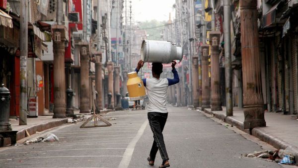 থমথমে কাশ্মীর, তার মাঝেই ভূমিকম্পে কাঁপল ভূস্বর্গ