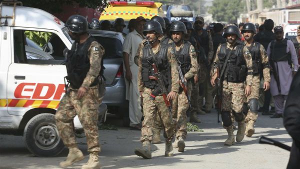 কাশ্মীর সীমান্তের জঙ্গিদের গোপন বার্তা পৌঁছে দিতে কোন সিগন্যাল ব্যাবহার করছে পাক সেনা!