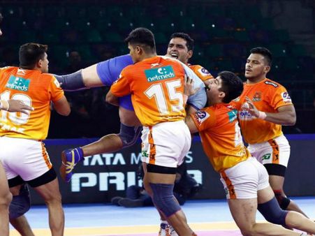 প্রো কবাডিতে বেঙ্গালুরু বুলসকে উড়িয়ে দিল পুনেরি পল্টন