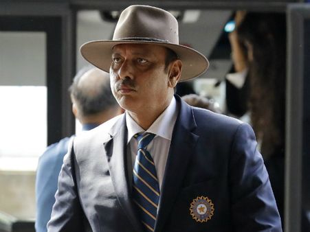 কোচ নির্বাচনের সাক্ষাৎকারের সময় সিএসি-র কাছে কী অনুরোধ করেন রবি শাস্ত্রী, জানতে পড়ুন