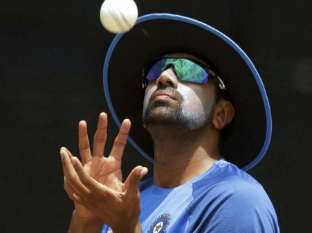 আইপিএল: পঞ্জাবের নেতার দায়িত্ব থেকে সরানো হতে পারে অশ্বিনকে, নতুন নেতা হওয়ার দৌড়ে রাহুল