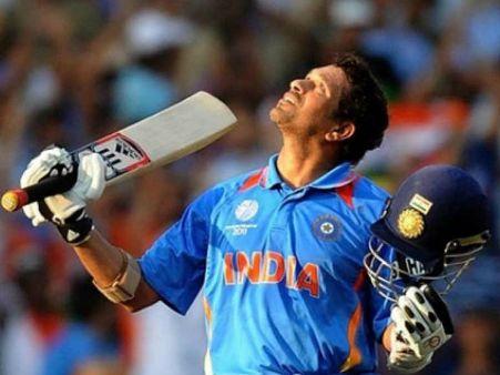 বিরাটের মতোই একই প্রতিপক্ষের বিরুদ্ধে সর্বাধিক শতরানের মালিক কারা?