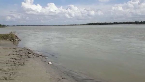 তোর্সা নদী বাঁধের ভাঙ্গন পরিদর্শন উত্তরবঙ্গ উন্নয়ন মন্ত্রী রবীন্দ্রনাথের