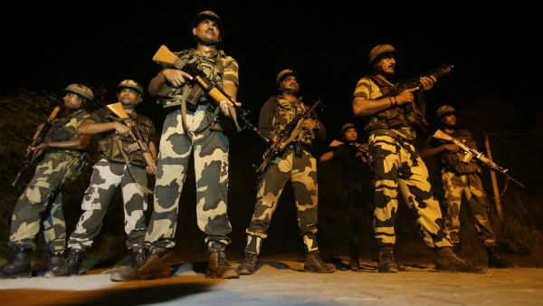 আড়াই বছরের শিশুকে খুন করা লস্কর জঙ্গিকে গুলিতে ঝাঁঝরা করল সেনা