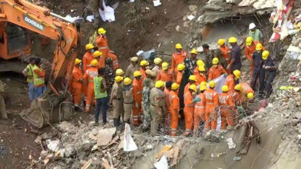 টুইন টাওয়ার ভাঙার জন্য চলছে শেষ মুহূর্তের প্রস্তুতি, জেনে নিন সম্পূর্ণ প্রক্রিয়া