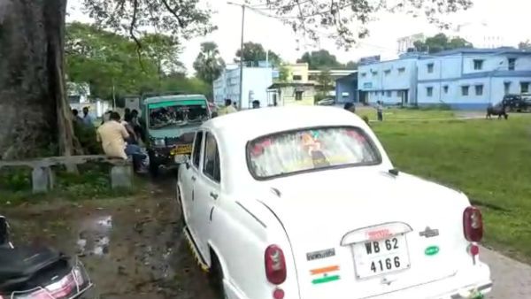 দুঃসাহসিক ডাকাতি বালুরঘাটে, অস্ত্র দেখিয়ে ৮০ হাজার টাকার জিনিস লুঠ