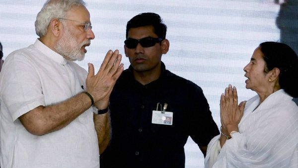 মমতাকে বাংলায় ‘জবাব’ মোদীর! জন্মদিনে শুভেচ্ছা ও ধন্যবাদের মোড়কে রাজনীতিও