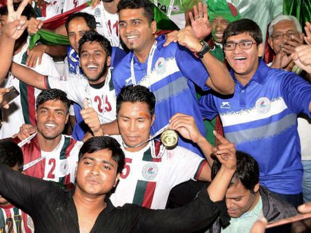 ডার্বির পরে জয়ে ফিরল মোহনবাগান, ভবানীপুরকে ২-০ গোলে হারাল সবুজ-মেরুণ