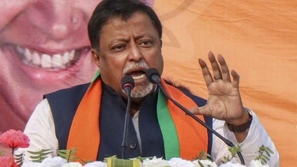 শুক্রবার নয় সিবিআই অফিসে! চিঠি নিয়ে নিজের অবস্থান জানালেন মুকুল রায়