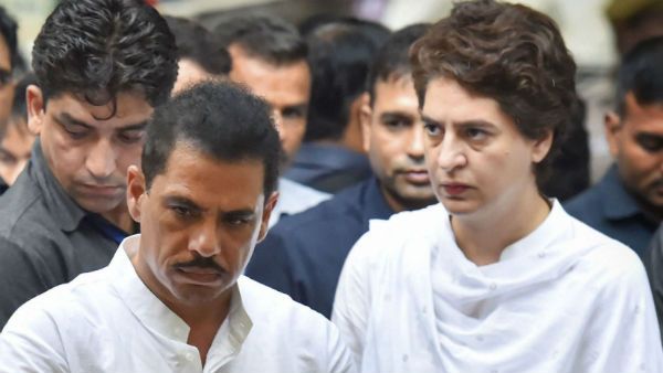 দিল্লি হাইকোর্টে রবার্ট ভডরা হেফাজতে নেওয়ার আবেদন ইডির