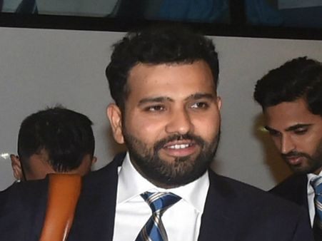 টেস্ট ওপেনার হিসেবে রোহিত শর্মা অকৃতকার্য হবেন বলেই মনে করেন এই প্রাক্তন ভারতীয় ক্রিকেটার