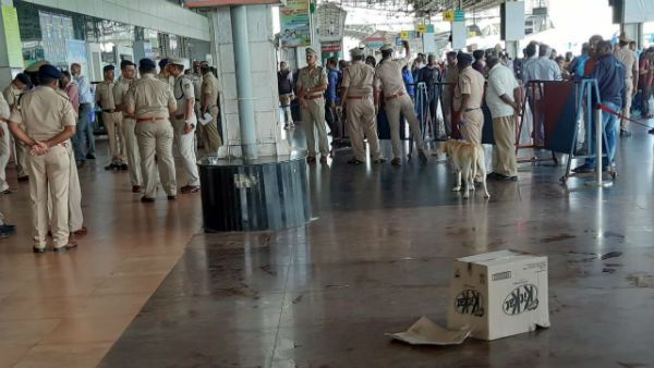 দক্ষিণ ভারতে জেএমবির চোখ রাঙানির মাঝেই হুবলি স্টেশনে ঘটল বিস্ফোরণ, জখম ১