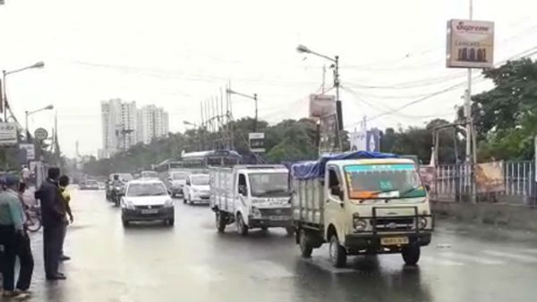 দূষণ নিয়ন্ত্রণে বড়সড় পদক্ষেপ, ১ অক্টোবর থেকে দিল্লিতে প্রবেশ নিষিদ্ধ ট্রাক–ভারী যানবাহন