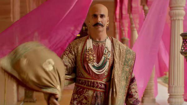 কালীপুজোর তুবড়িতে যেন বৃষ্টি! এমনই বেসুরো অক্ষয়ের দিওয়ালি ধমাকা, 'হাউসফুল ৪' এর গল্প আসলে কী 