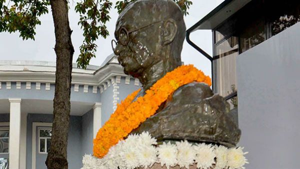 গান্ধী জয়ন্তী: বিশ্বের 'বৃহত্তম প্লাস্টিক চরকা' পেতে চলেছে দেশের এই এলাকা