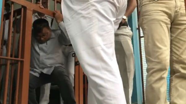 হল না জামিন, নারদ কাণ্ডে ৩০ অক্টোবর পর্যন্ত জেল হেফাজত মির্জার