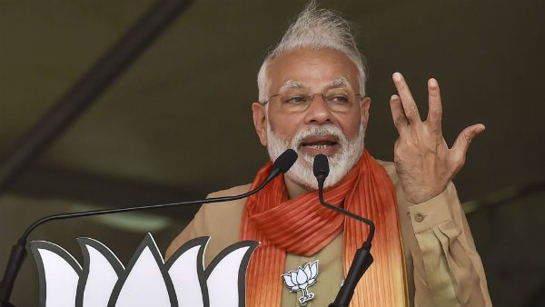 ৯৩-এর মুম্বই বিস্ফোরণের চক্রীদের পালাতে সাহায্য করেছিল কারা? জানতে পারব শীঘ্রই, দাবি মোদীর