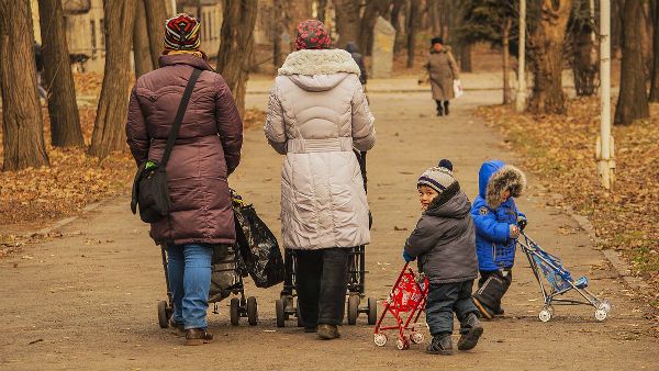 সরকারি চাকরি মিলবে না দু'টি বেশি সন্তান থাকলে! বিজেপি শাসিত এই রাজ্যে নয়া নিয়ম