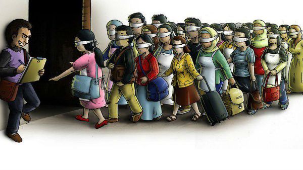 মাঠে-ময়দানে আর নয়, দেশ জুড়ে নারী পাচারে হাতিয়ার এখন ইন্টারনেট