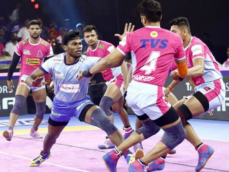 প্রো কবাডিতে তেলেগুকে হারাল গুজরাত, জয়পুরের বিরুদ্ধে তামিলের জয়