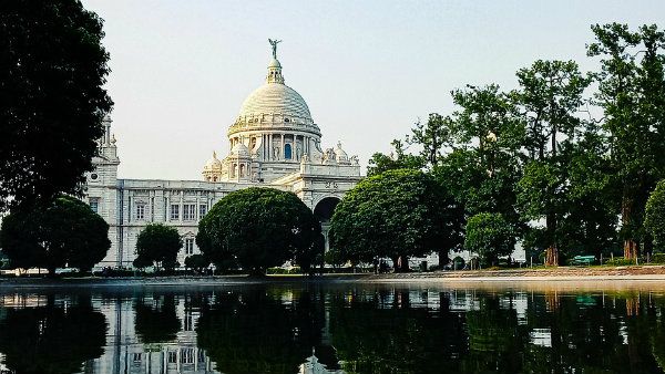 এবার ঘরে বসেই ঢুঁ মারতে পারেন শহরের বিখ্যাত স্মৃতি সৌধ গুলির আনাচে-কানাচে