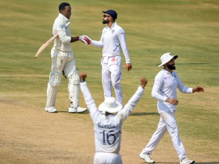 অশ্বিন-জাদেজাই প্রথম পছন্দ কোহলির, শামির প্রশংসায় ভারত অধিনায়ক