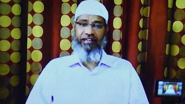 কাতার বিশ্বকাপে হাজির জাকির নায়েক, সারা টুর্নামেন্টে জুড়ে রাখবেন ধর্মীয় বক্তব্য