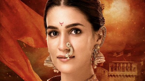 পার্বতী বাইয়ের ছবি পোস্ট করলেন কৃতি, প্রকাশ্যে এল ‘‌পাণিপথ’‌–এর ফার্স্ট লুক